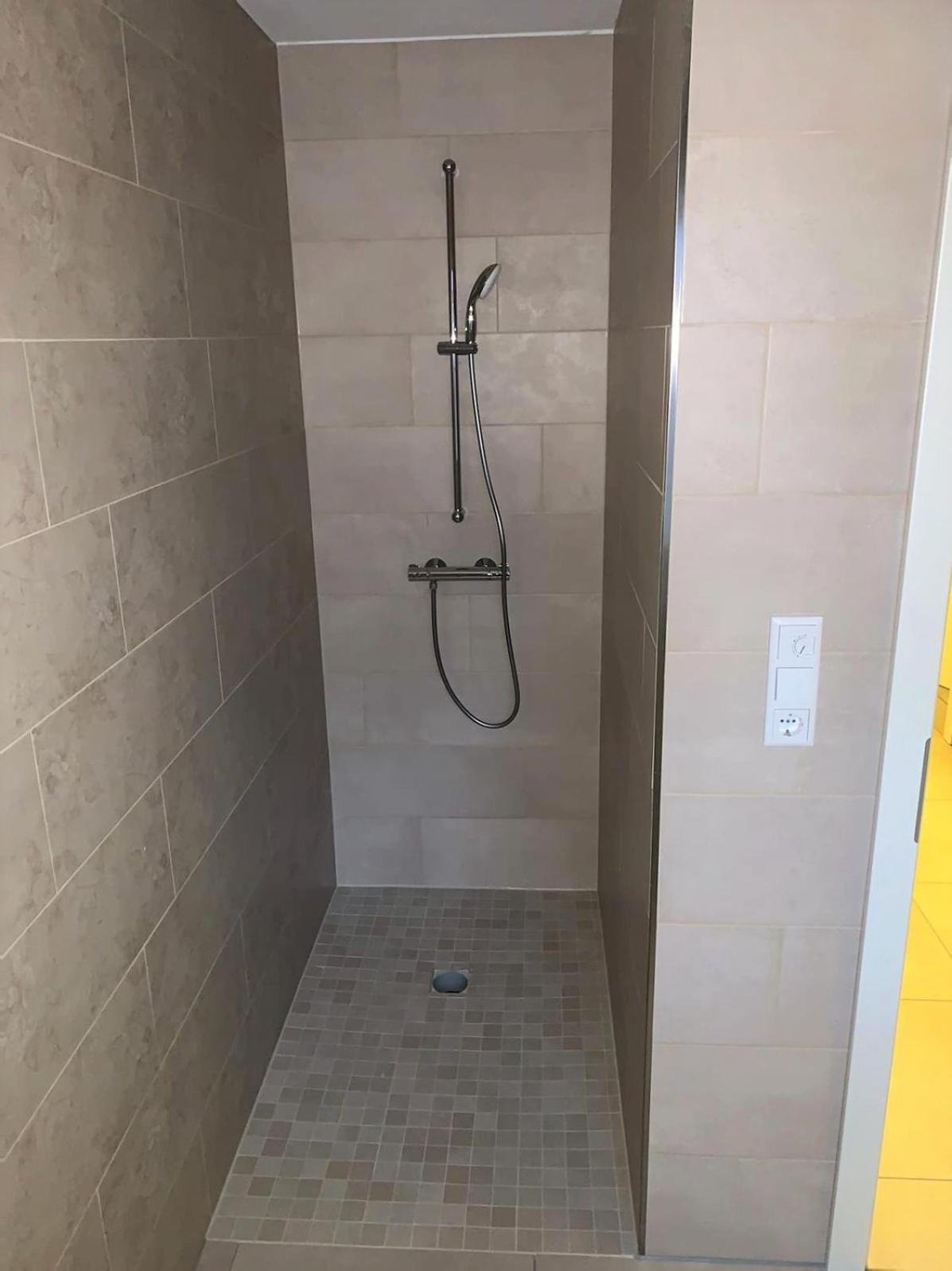 Landblick 1 - Luxusferienwohnung Fuer 4 Personen Norddeich  Exterior foto
